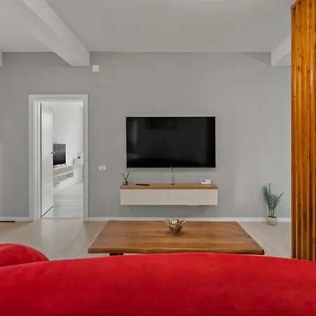 Urban Heaven In Piata Universitatii Apartment *