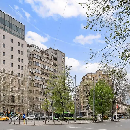 Urban Heaven In Piata Universitatii