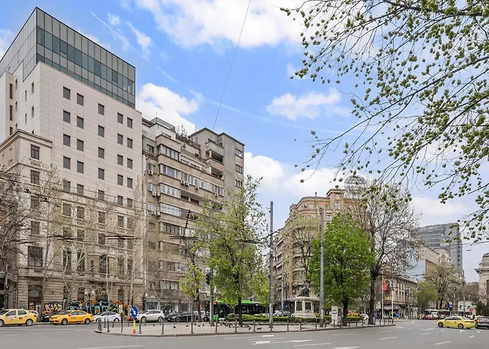 Urban Heaven In Piata Universitatii