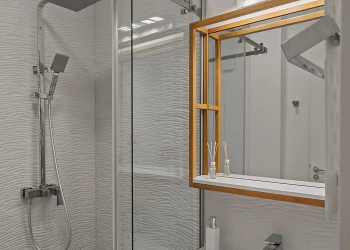 Urban Heaven In Piata Universitatii Apartment Bucharest