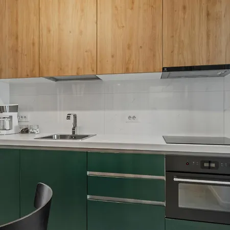 Urban Heaven In Piata Universitatii *