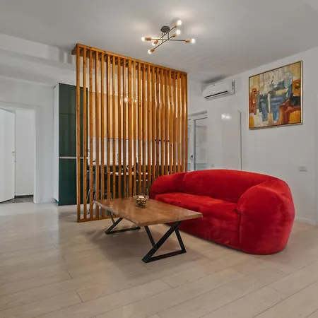 Urban Heaven In Piata Universitatii