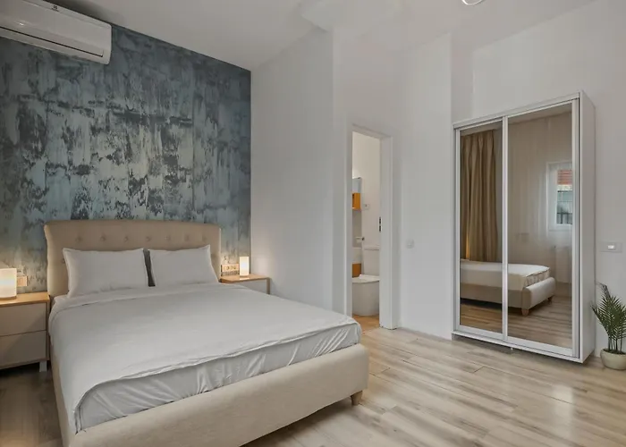 Urban Heaven In Piata Universitatii *